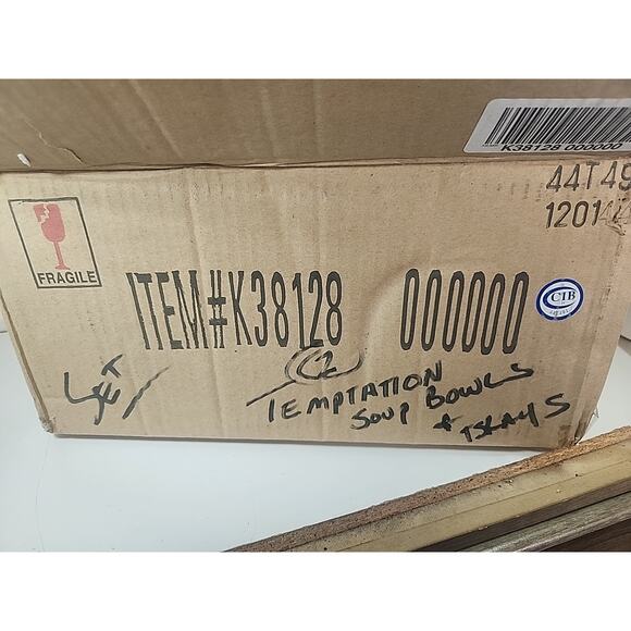 TEMPTATIONS FIGURAL CARDINAL SET OF K38128 New In Box - Picture 3 of 4